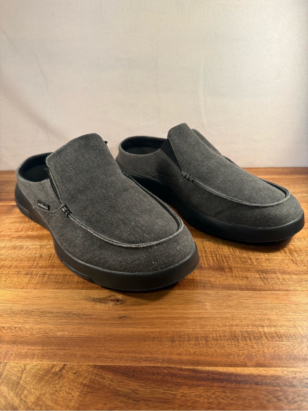 OrthoComfort Orthopedic Slip-on Loafers Grey Canvas Size 9.5 NWOT